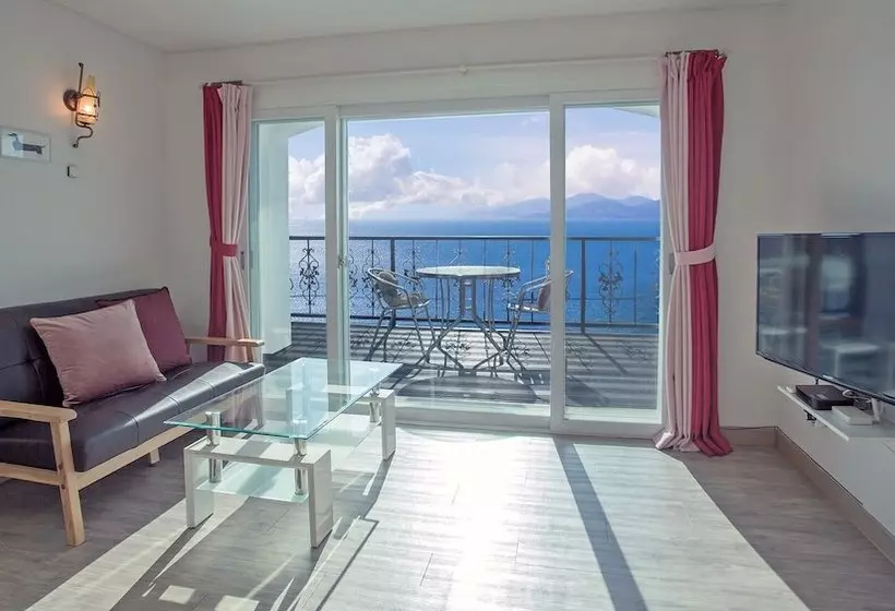 Namhea Pension Marronnier