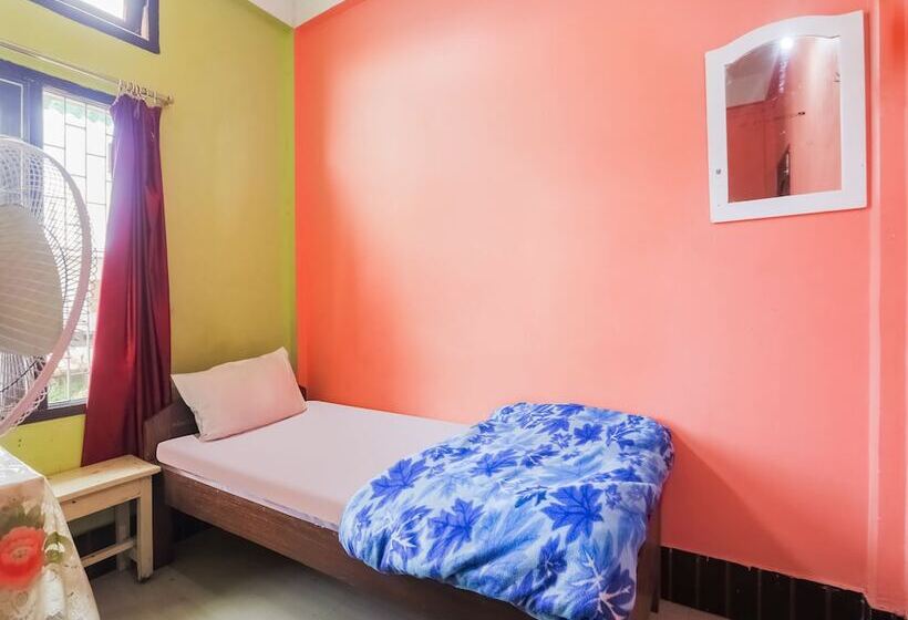 Spot On 47105 Hotel Hornbill