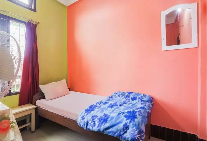 Spot On 47105 Hotel Hornbill