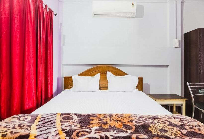 Spot On 47105 Hotel Hornbill