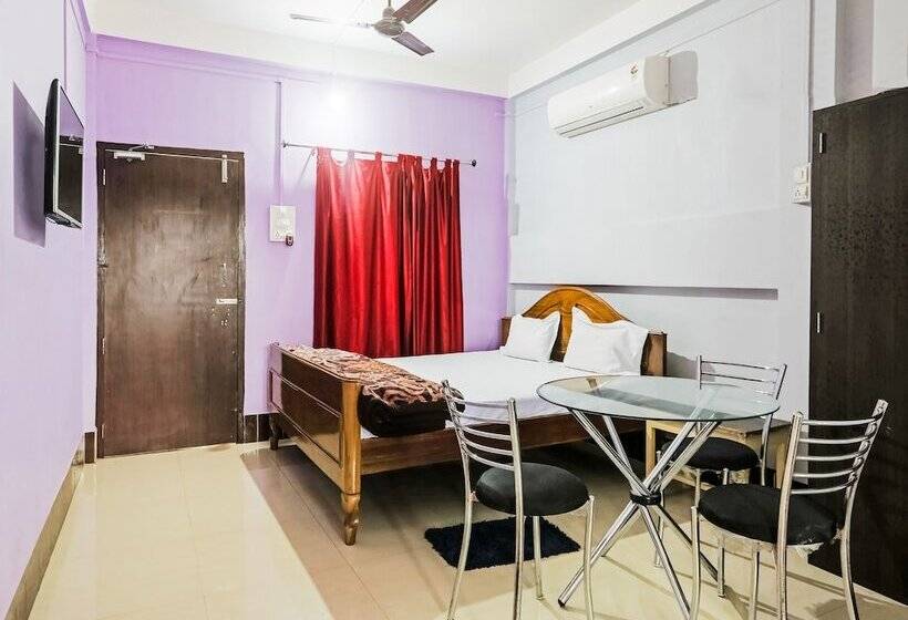 Spot On 47105 Hotel Hornbill