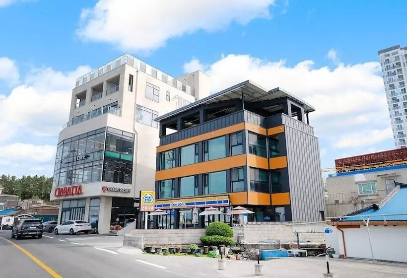 پانسیون Gangneung Yedam Pesion