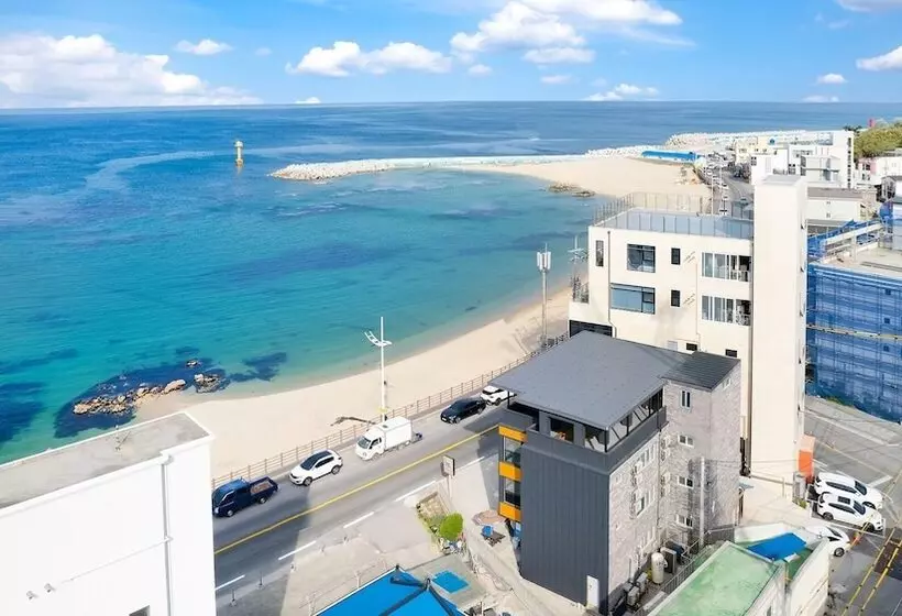 پانسیون Gangneung Yedam Pesion