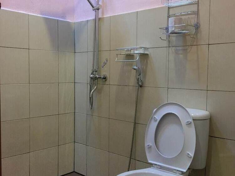 酒店 Happy Garden Resort   Hostel