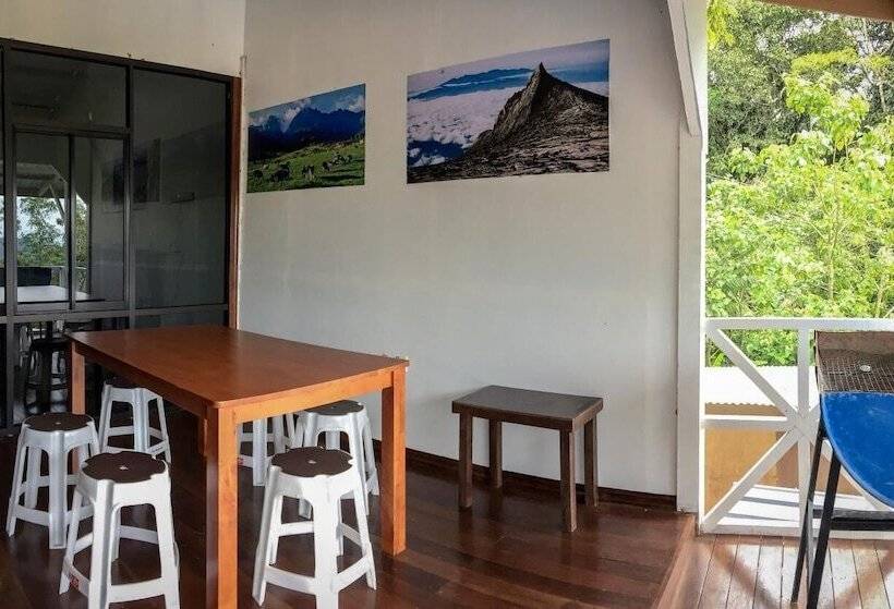 酒店 Happy Garden Resort   Hostel