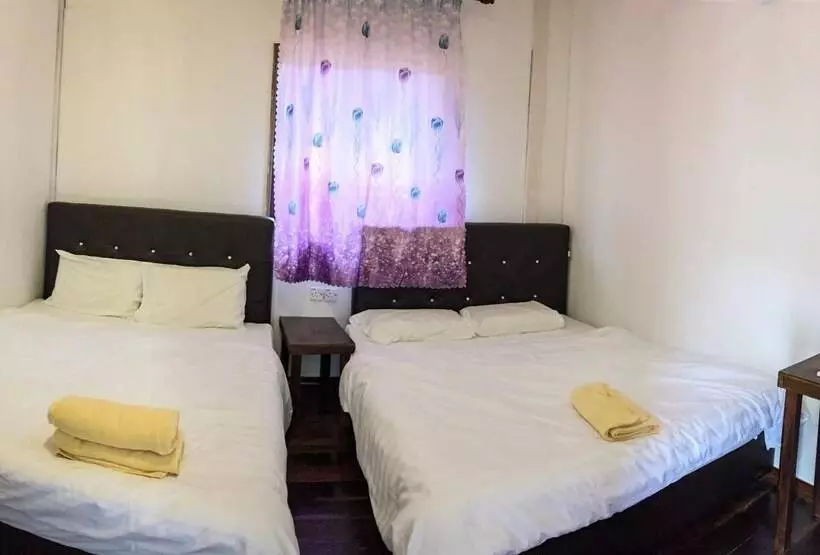 ホテル Happy Garden Resort   Hostel