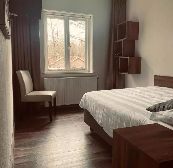 ホテル Kasteel De Essenburgh