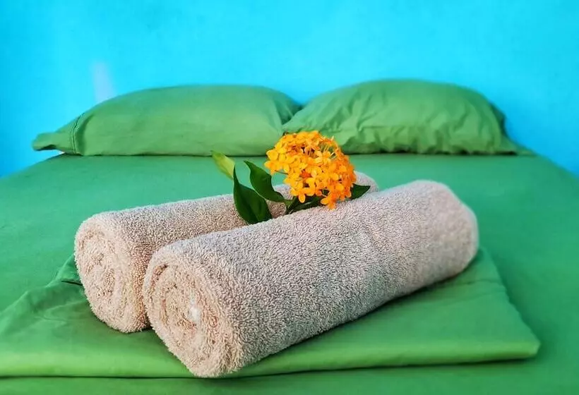 Aamiaismajoitus (B&B) Saltish Hotel & Villas