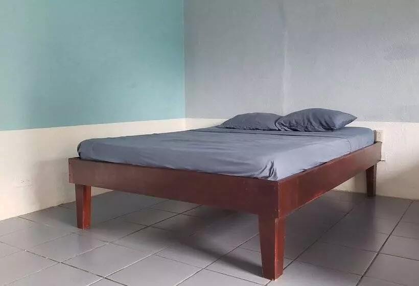 Aamiaismajoitus (B&B) Saltish Hotel & Villas