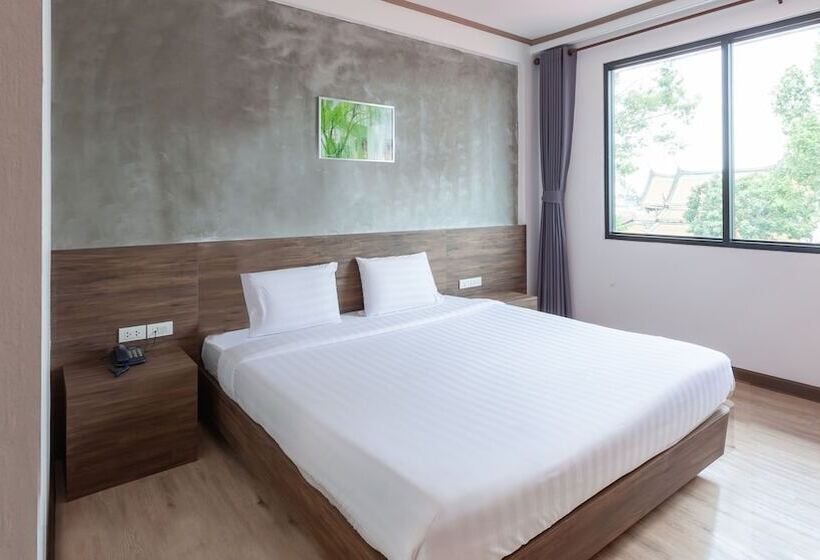 هتل B2 Nakhon Si Thammarat Premier