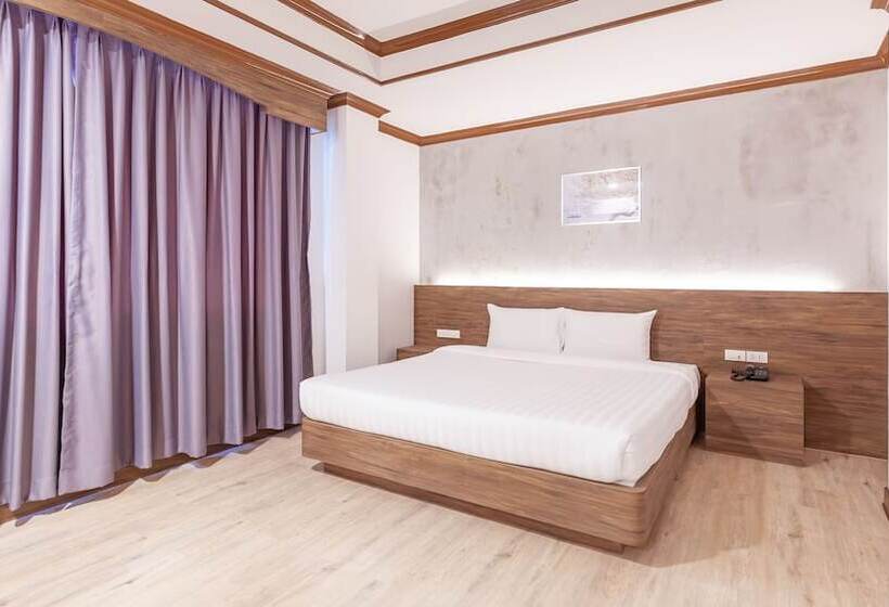 هتل B2 Nakhon Si Thammarat Premier