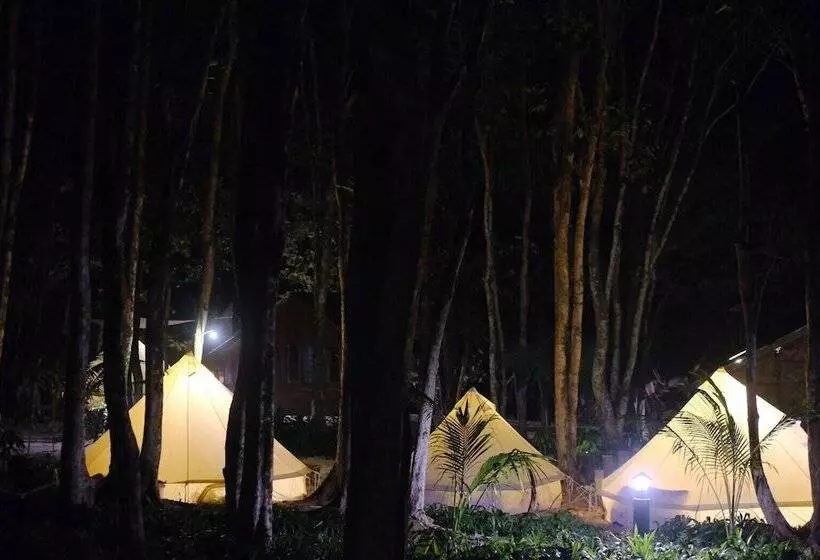 هتل O Little Tent De Koh Chang