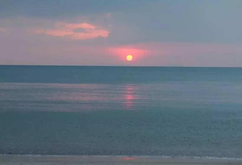 هتل O Little Tent De Koh Chang