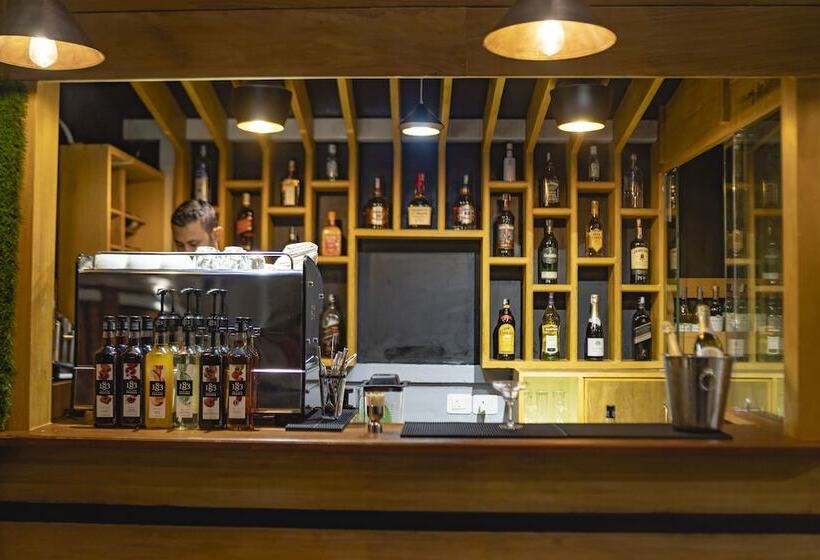 هتل Traditional Stay