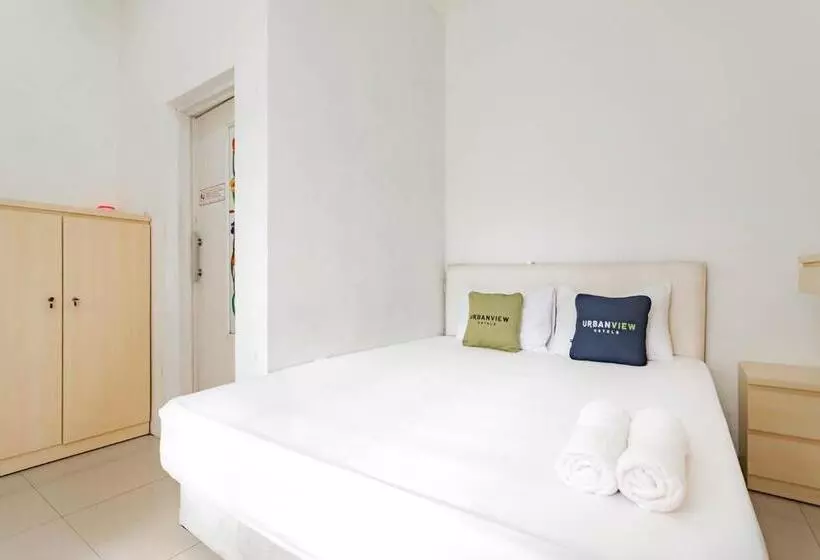 Urbanview Hotel One Family Maribaya By Reddoorz