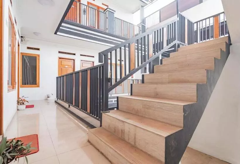 Urbanview Hotel One Family Maribaya By Reddoorz