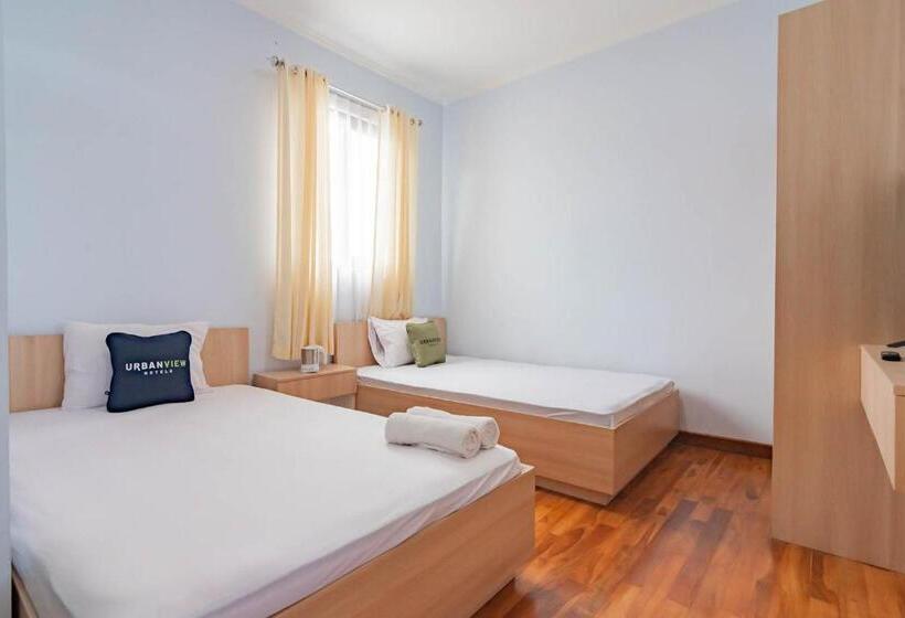 Urbanview Hotel One Family Maribaya By Reddoorz
