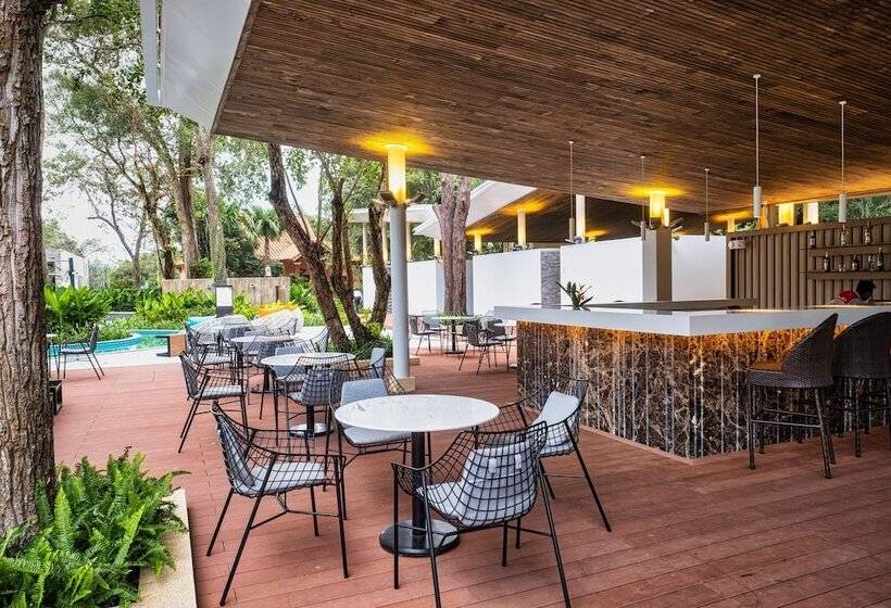 هتل Minera Hot Springs Binh Chau