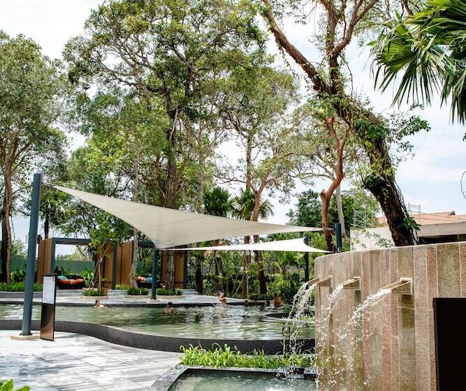 هتل Minera Hot Springs Binh Chau