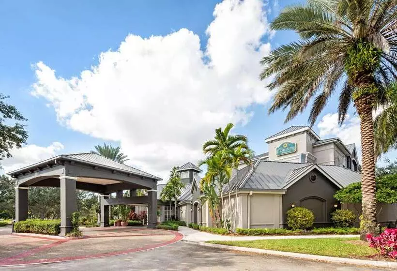 호텔 La Quinta By Wyndham Ft. Lauderdale Plantation