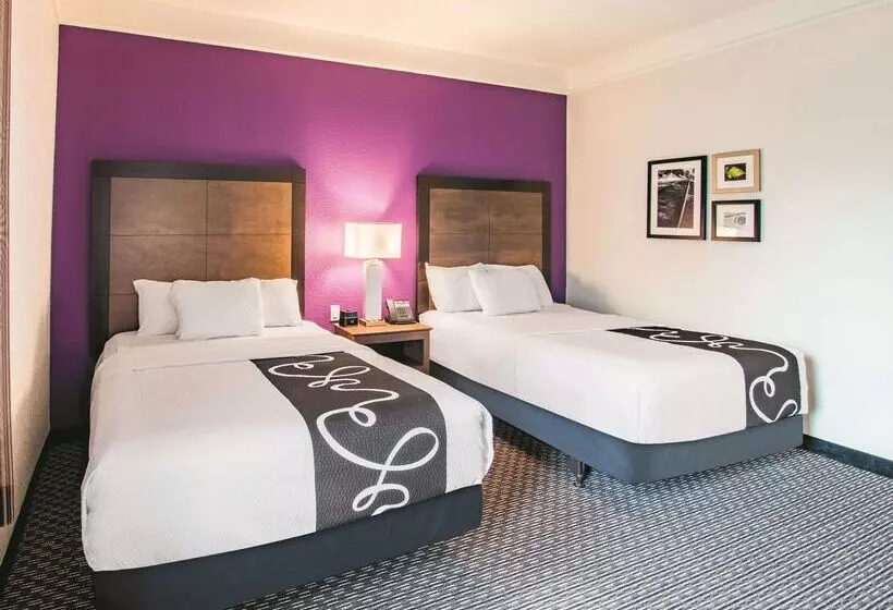 酒店 La Quinta Inn & Suites By Wyndham Fort Worth City View