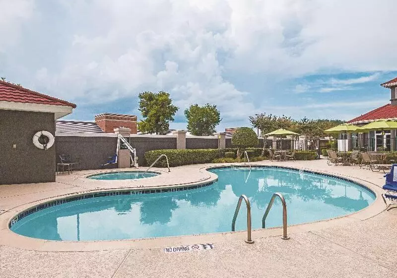 酒店 La Quinta Inn & Suites By Wyndham Fort Worth City View