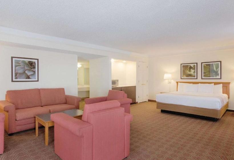 ホテル La Quinta Inn By Wyndham Denver Cherry Creek