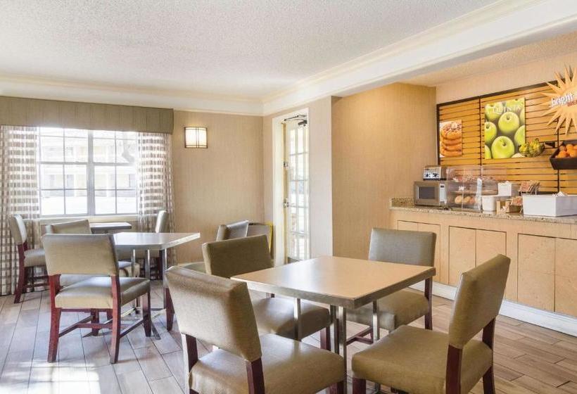 ホテル La Quinta Inn By Wyndham Denver Cherry Creek