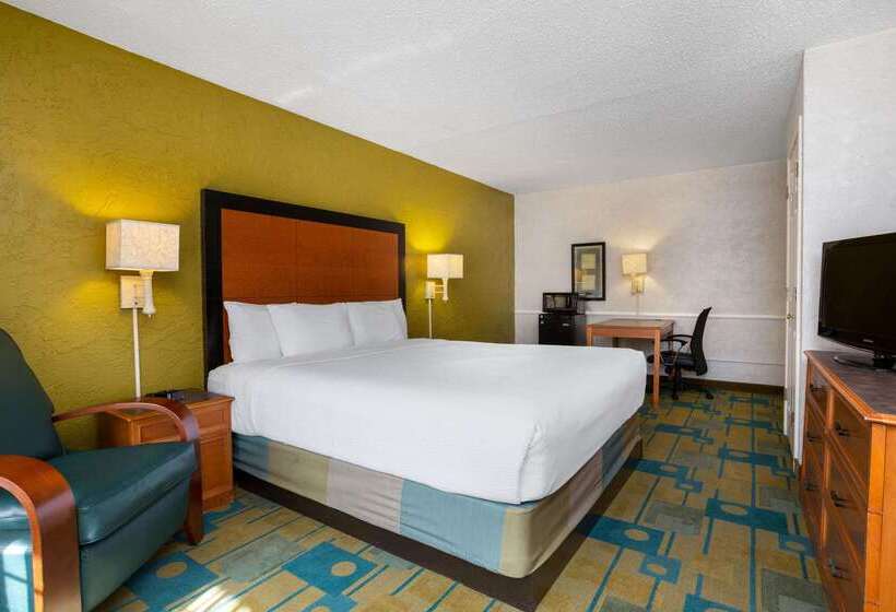 酒店 La Quinta Inn Tampa Airport Stadium Westshore