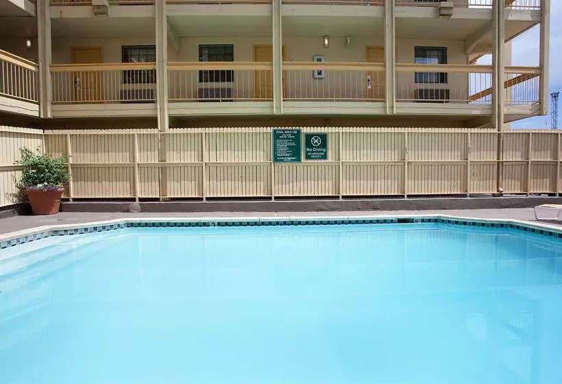 酒店 La Quinta Inn By Wyndham Denver Central