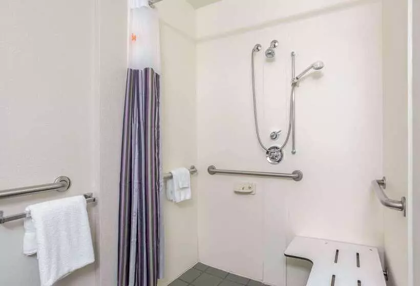 ホテル La Quinta By Wyndham Birmingham Homewood