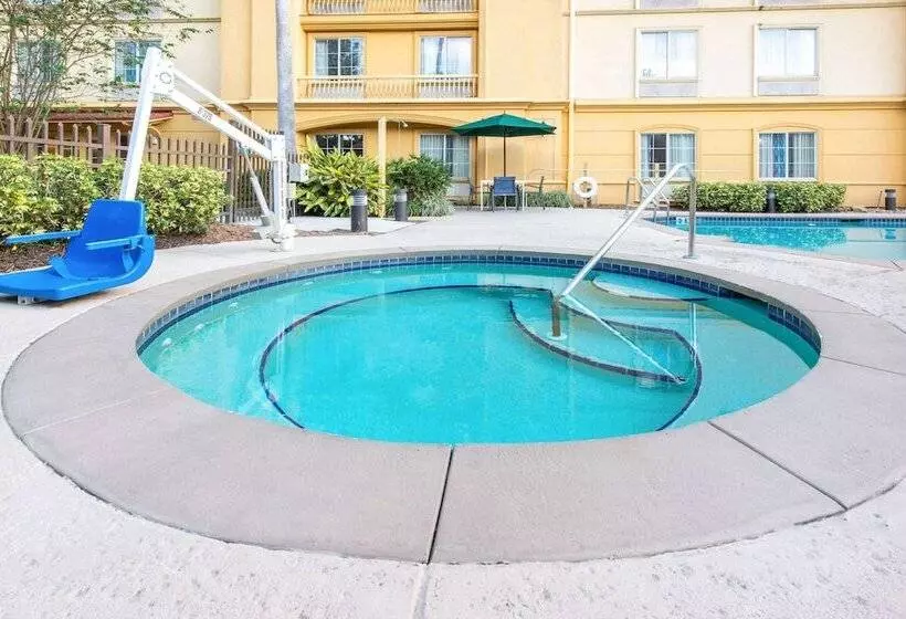 ホテル La Quinta By Wyndham Tampa Brandon Regency Park