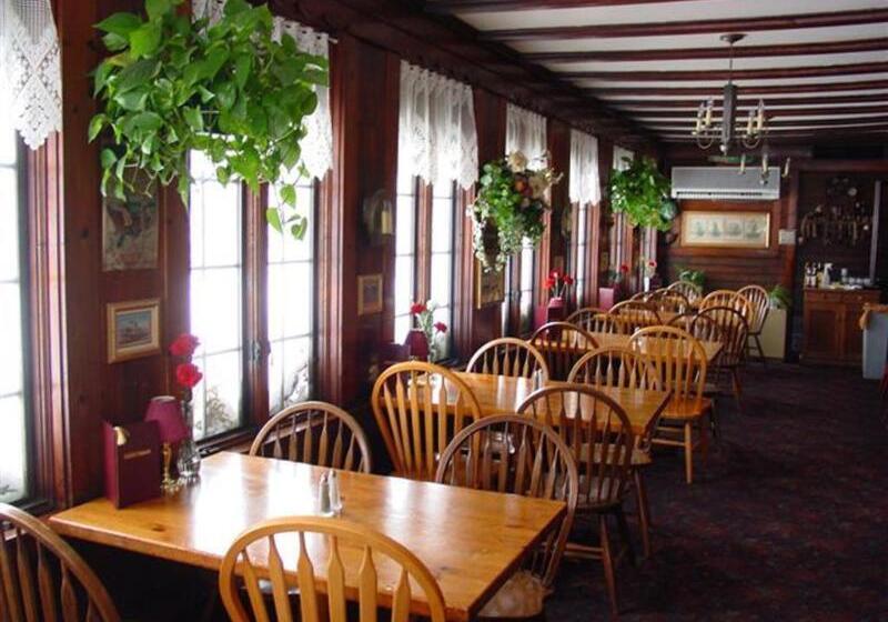 Otel Lamies Inn & The Old Salt Tavern