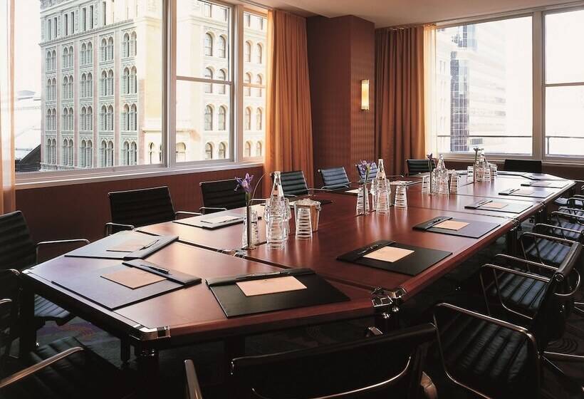 ホテル Loews Philadelphia