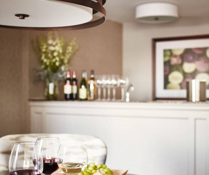 Lansdowne Resort And Spa