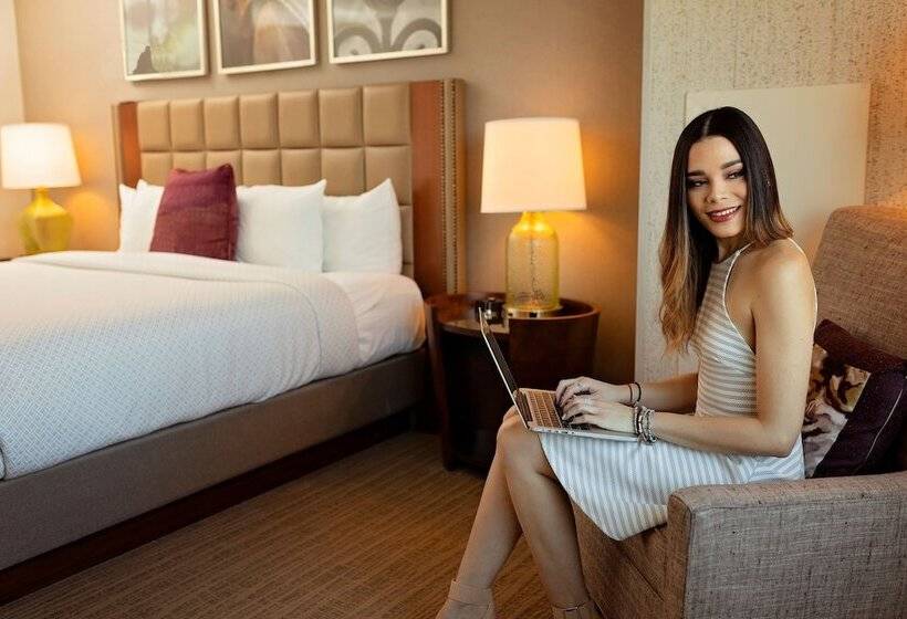 Lansdowne Resort And Spa