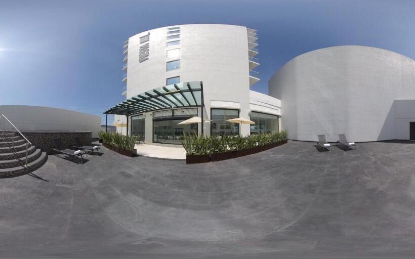 فندق Fiesta Inn Guadalajara Aeropuerto