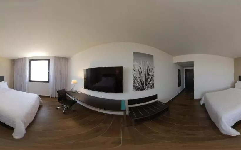 ホテル Fiesta Inn Guadalajara Aeropuerto