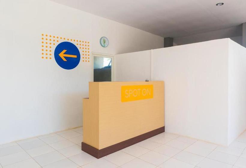 ホテル Spot On 2318 Citra Palm Residence