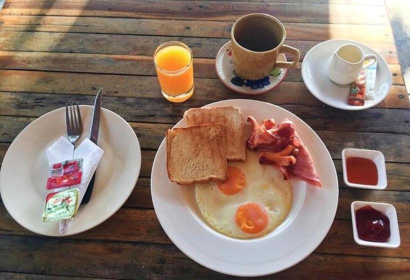 Общежитие Nattida Bungalow & Hashery