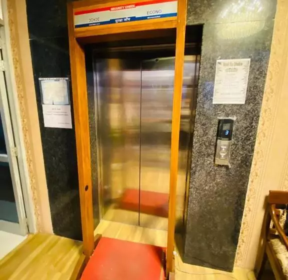 هتل Homestay Ac Dormitory