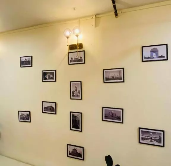 هتل Homestay Ac Dormitory