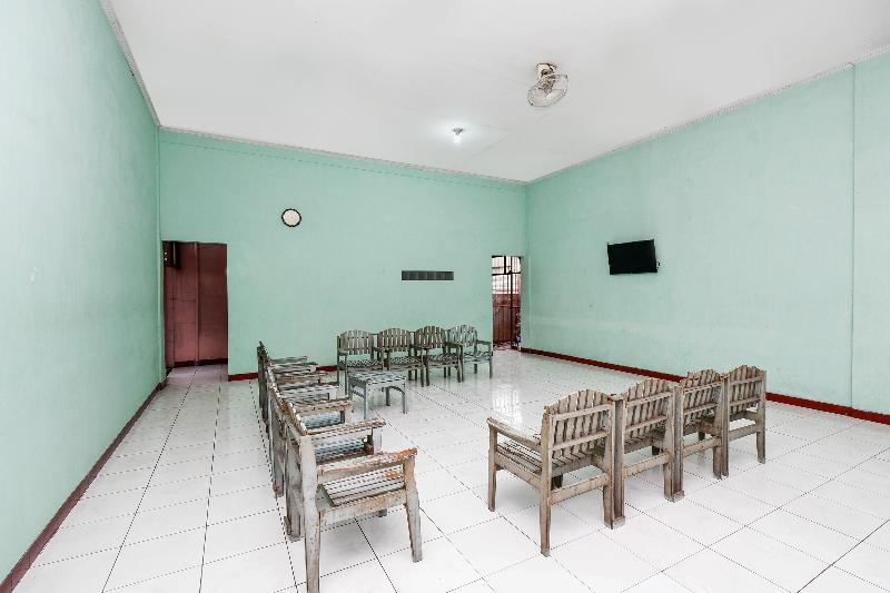 Spot On 2289 Hotel Saudara