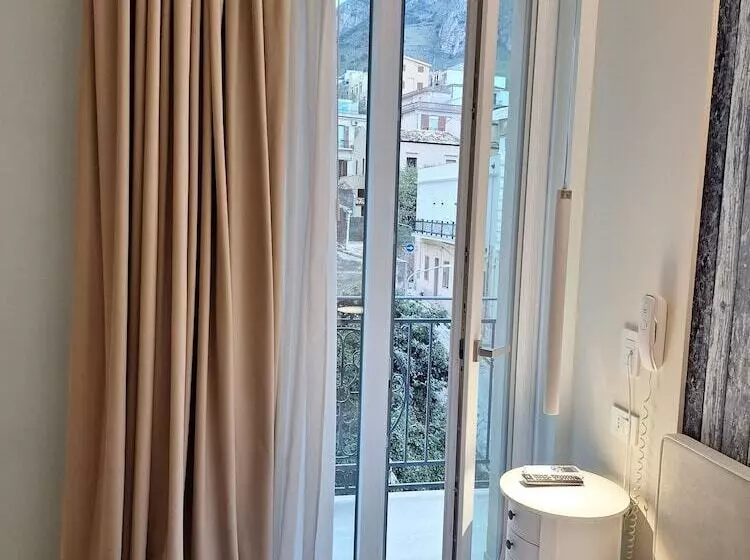 Luxmarì Hotel & Spa