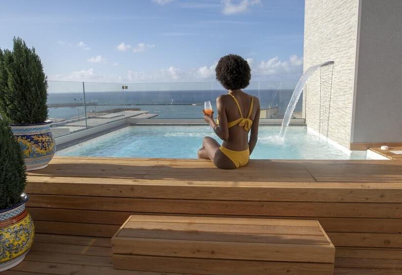 Luxmarì Hotel & Spa