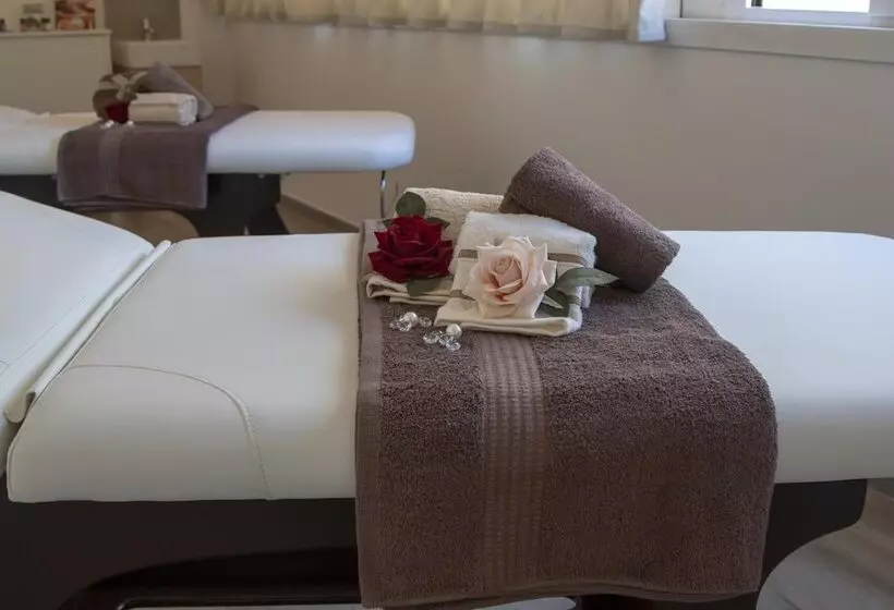 Luxmarì Hotel & Spa