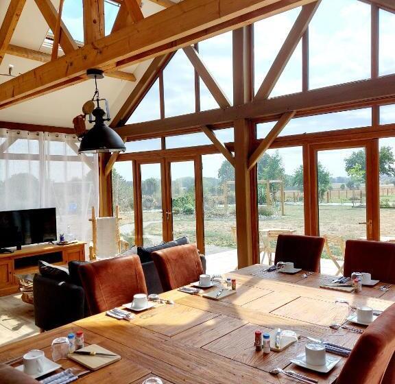 Bed and Breakfast Chambres D Hôtes Chez L Habitant   Bed& Breakfast Homestay