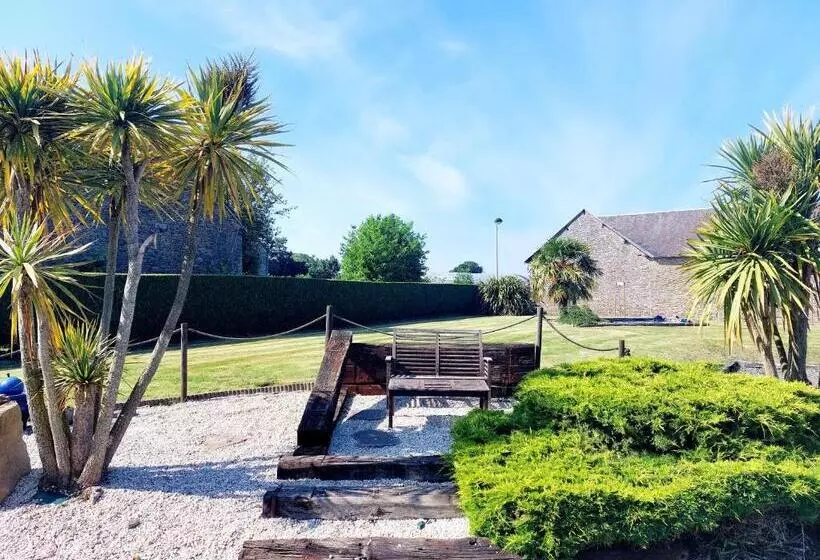 Aamiaismajoitus (B&B) Chambres D Hôtes Chez L Habitant   Bed& Breakfast Homestay