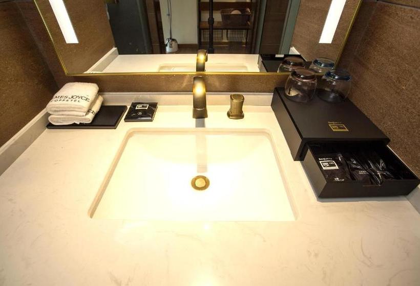 בית מלון כפרי Longxiang International