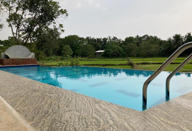 Отель Monaara Leisure   Anuradhapura